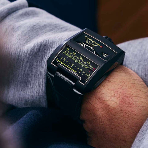 UR-CC1 King Cobra  A Straight Line Through Time