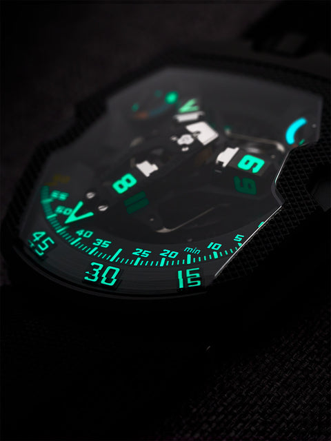 URWERK UR-210 Clou de Paris with hobnail guilloché finish, retrograde minute display, and satellite hours. Limited to 75 pieces, UR-LEGENDS certified.