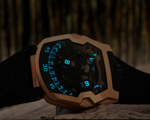 URWERK UR-210 5N red gold case highlighting sculptural asymmetrical design.